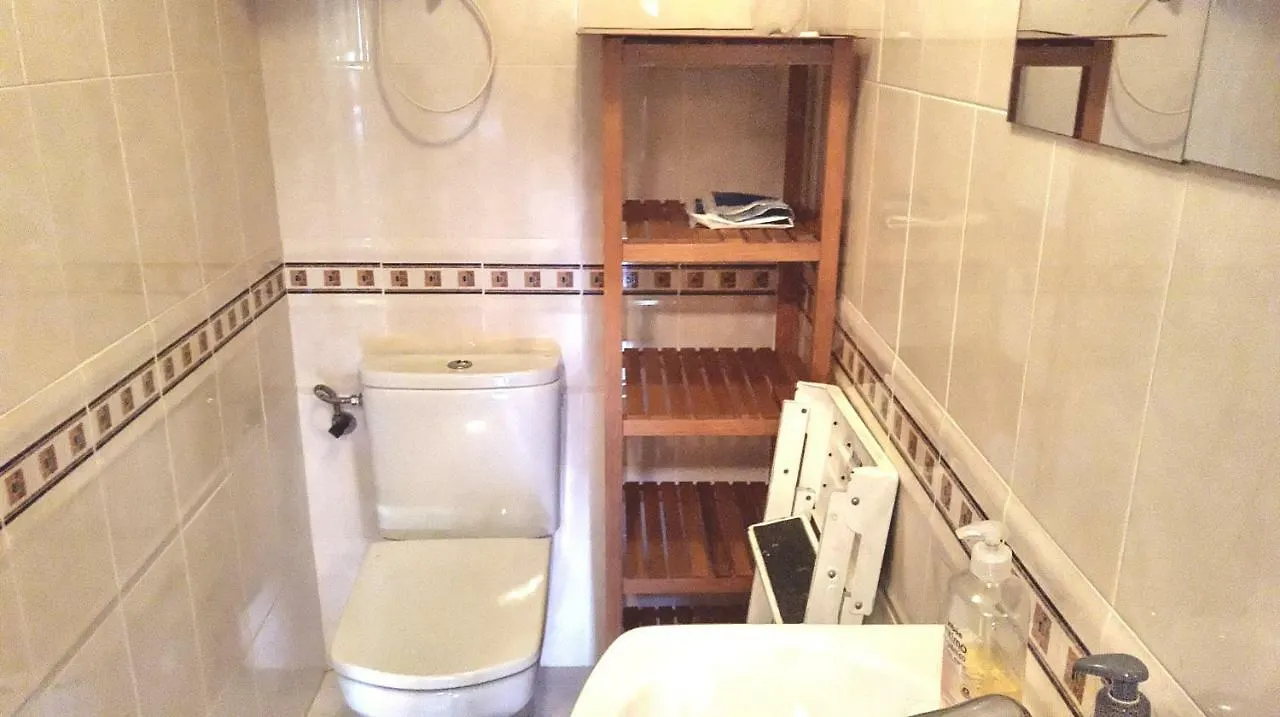 מלון ל'אמפולה Apartamento Hort De Salomo 0*,
