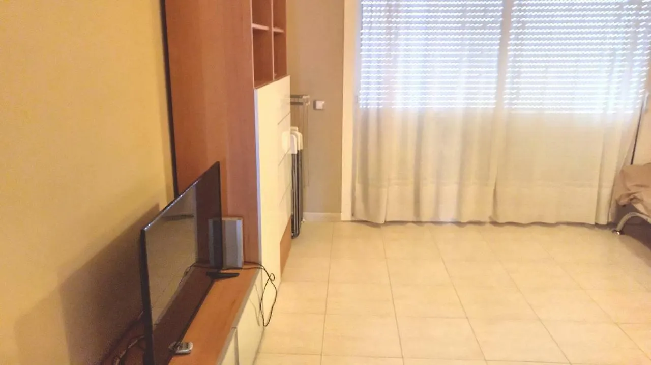 מלון ל'אמפולה Apartamento Hort De Salomo דירה